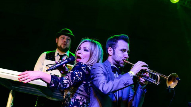 Stereo Swing feat. Szűcs Gabi