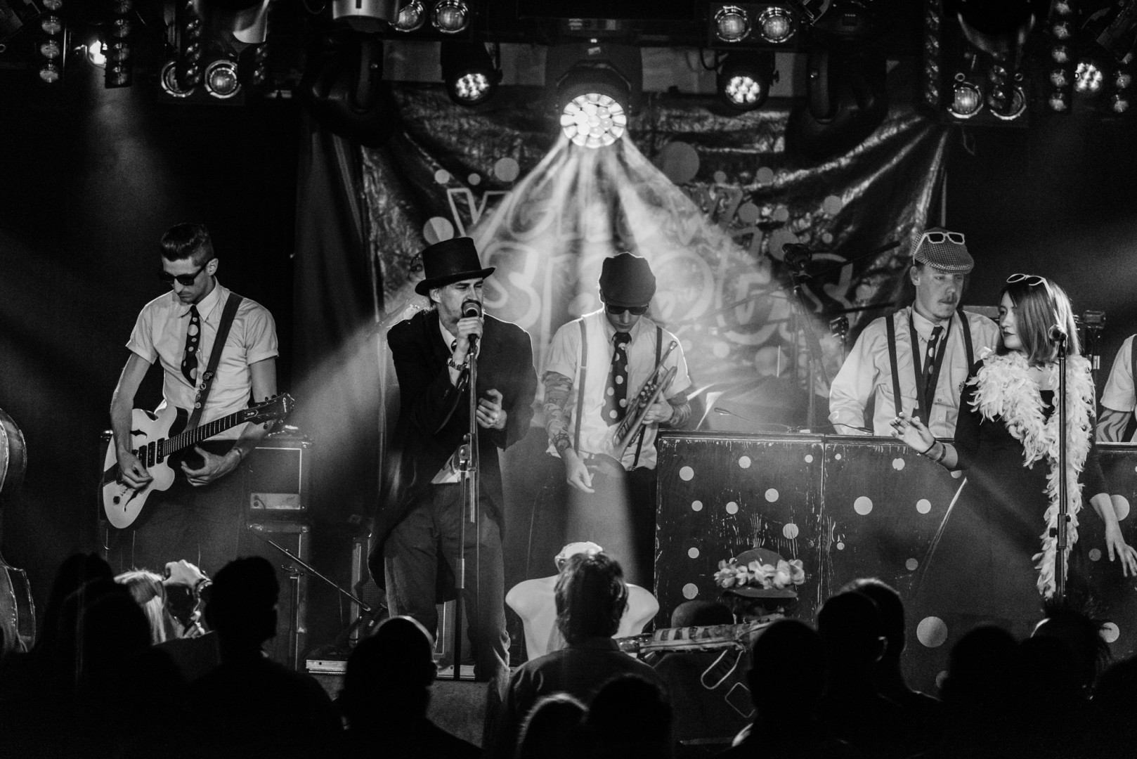 The Toy Dolls A38 Ship