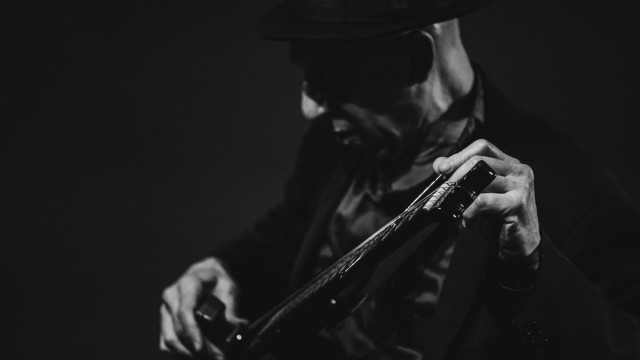 Elliott Sharp (US) plays Monk, Jü