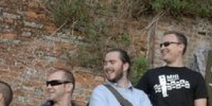 E-Z Rollers live (UK), Brains, Longman & Bratwa (Tactile)