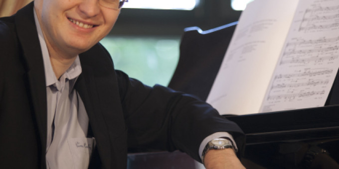 Zenélő fűrész - kortárszenei performance