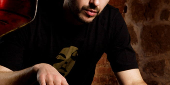 Elektronic multimedia night: Wax Tailor