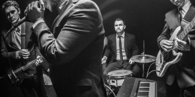Elefánt lemezbemutató koncert, vendége az Esti Kornél