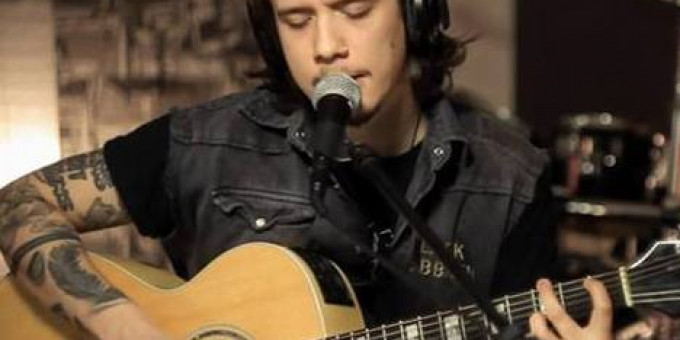 Kortárs szerzői estek Tv-felvétellel: Áron András