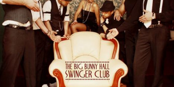 The Big Bunny Hall Swinger Club, Boogie Mamma