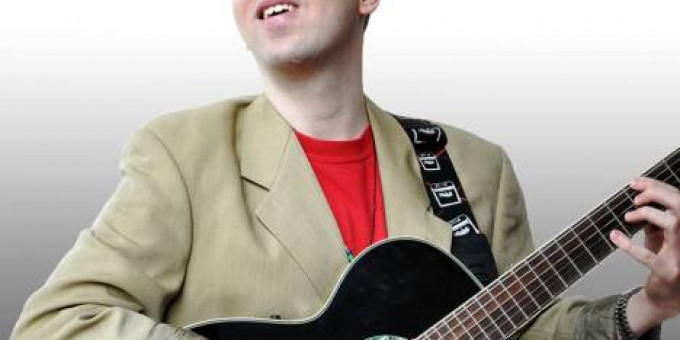 Juhász Tomi Vaklárma, Éva Presszó