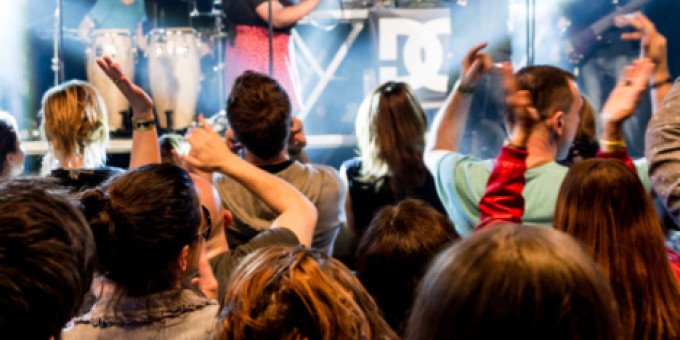 Random Trip feat. Kiss Tibi, Tóth Gabi, Méhes Adrián (Muriel)