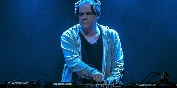 Sunday Sessions: Dj Palotai