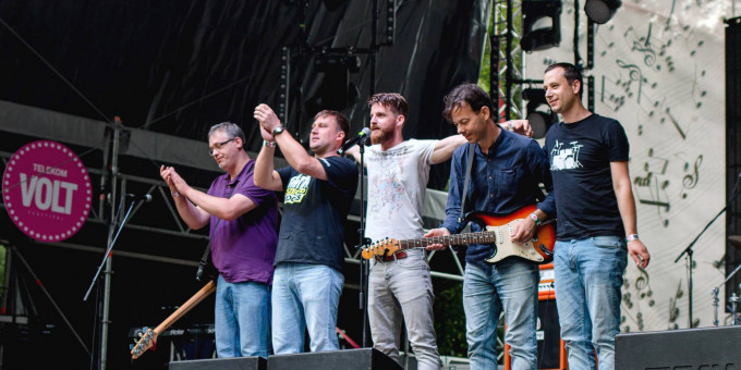 Tökéletes Helyettesek (Kispál tribute)