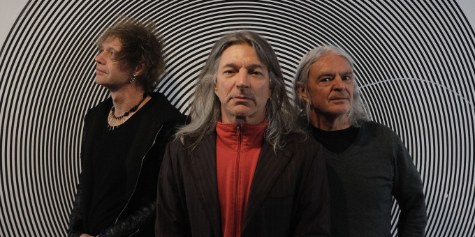 PestiEstek: The Young Gods (CH)