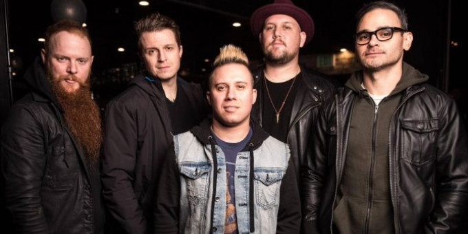 Atreyu (US), From Our Hands (SK)