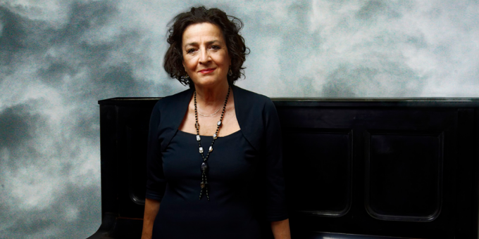 Kamondy Ágnes: Pest fölött az ég