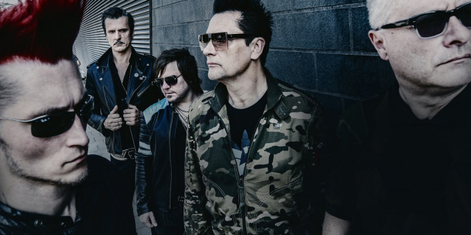 Die Krupps (DE), Viral (USA), Manntra (HR)