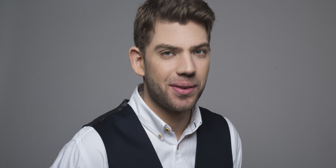 Tamás Badár's solo magic show