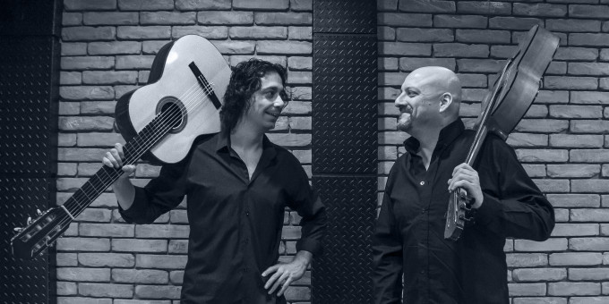 Elhalasztva: Pavesi - Mentes gitárduó, Casi Flamenco