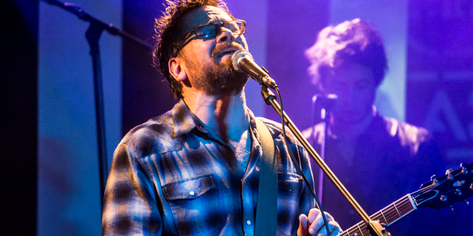 Maradj otthon, nézzél tévét - stream Lovasi Andrással