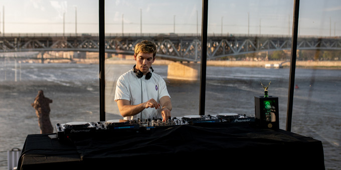 A38 Eklektronika - Adis Abbé