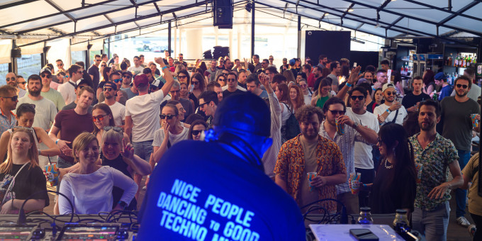 Lick The Click & LavaLava present: Sunburst w/ DJ BUDAI - vinyl only