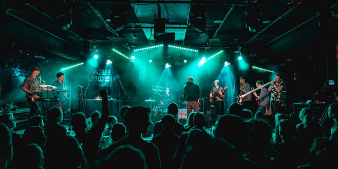 The Acoustic Manual Techno Party
