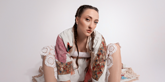 Zarina Prvasevda (MK), Zűrös Banda