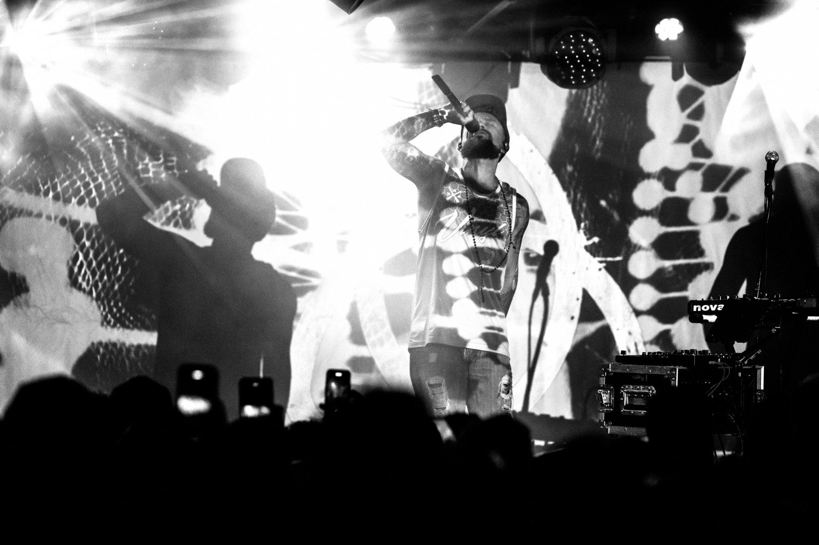 Dub FX (UK) - A38 Hajó