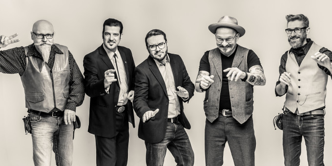 Ferenczi György és az 1-ső Pesti Rackák, Loyal Apples' Club