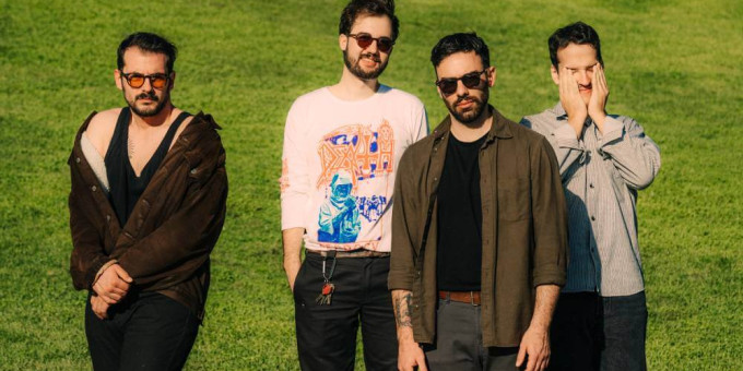 commuter (GR), We Hate You Please Die (FR)