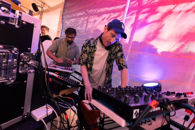 Lick The Click! Sunburst x Technokunst Season Opening