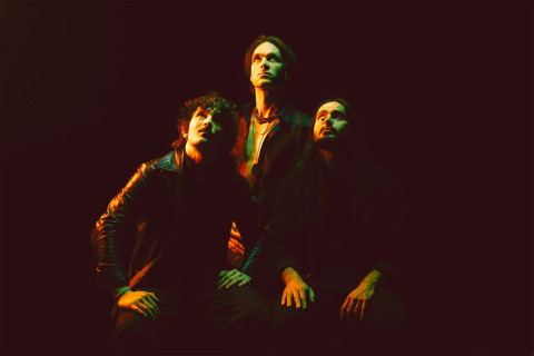 Dirty Sound Magnet (CH)