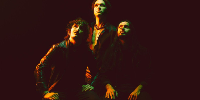 Dirty Sound Magnet (CH)