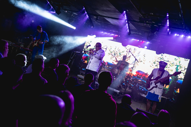 Tudósok: Mi a Tudomány? – lemezbemutató szülinap, vendég: Etceteral (SI)