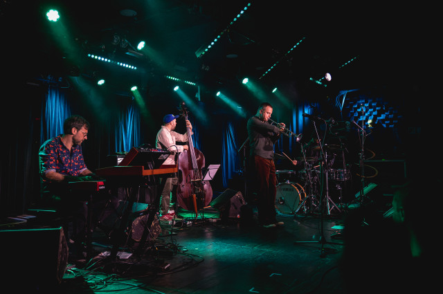 Barabás Lőrinc Quartet feat. Sena, vendég: GnäW (CZ)