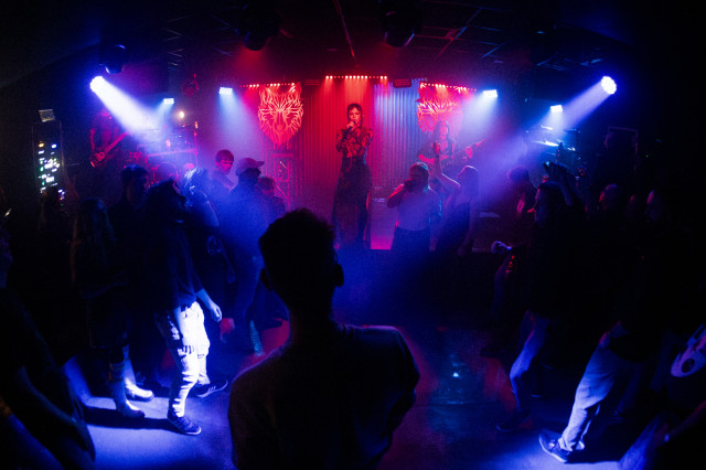 Hand of Juno (IT), Böse Fuchs (DE)