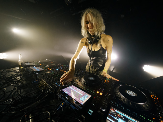 Techno Xmas - Technokool, Johanna Bozai, Diana Hassan, Nagini, Adene