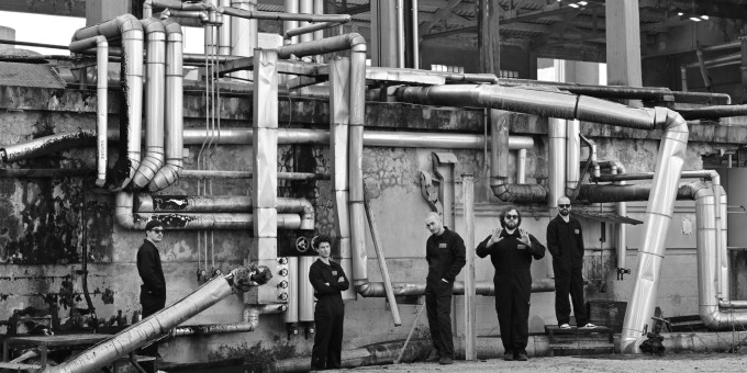 CrashBoomBang (IT), Black Veil (DE), Yeux