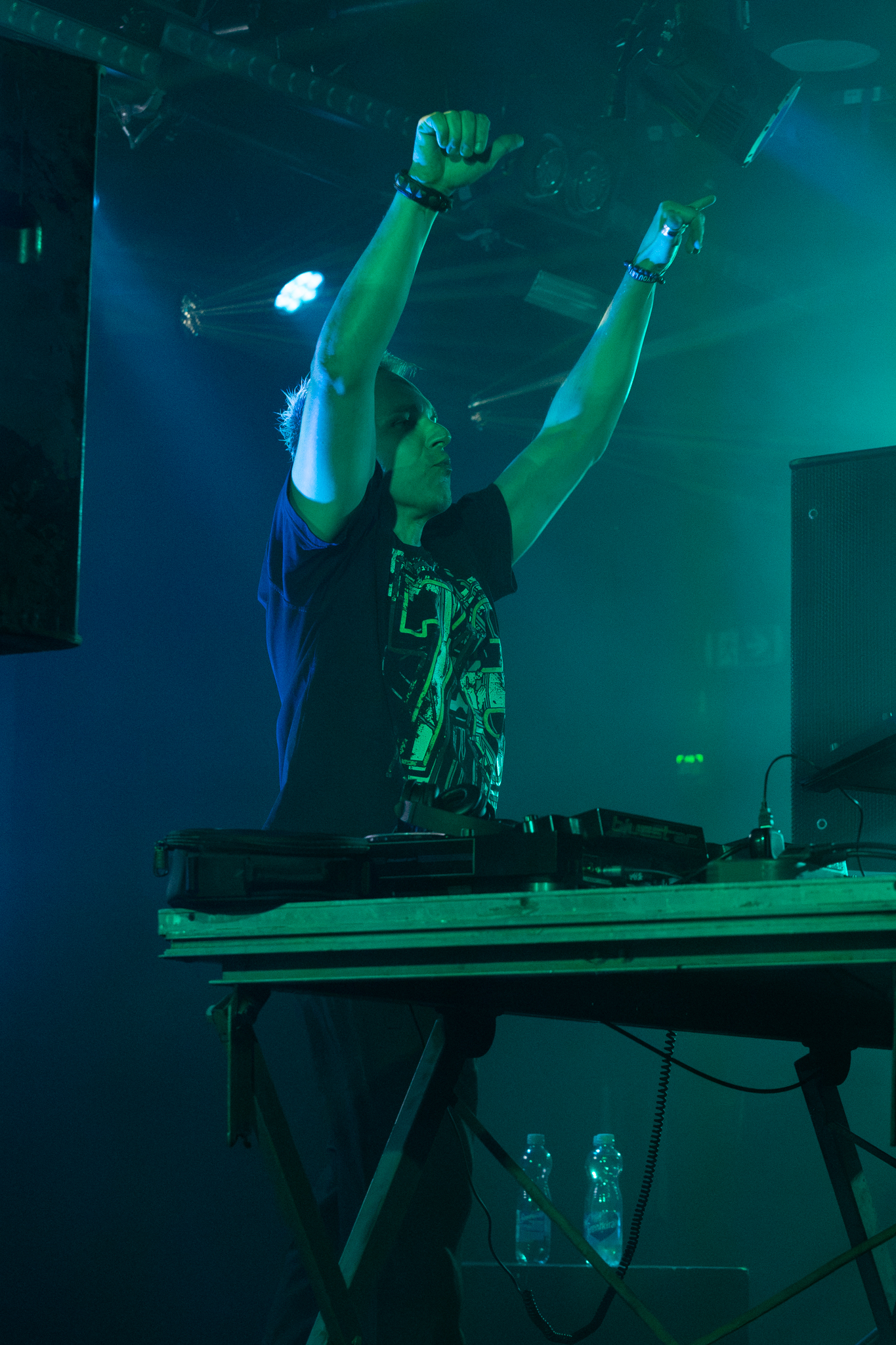 Liquid Night: Summer Closing with T78 (IT)