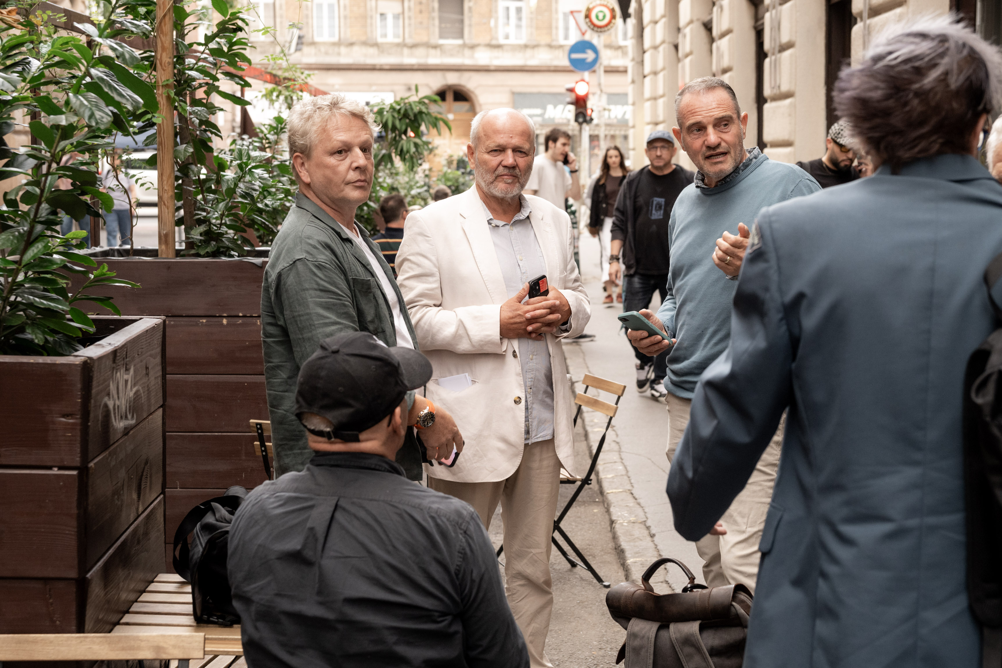 Kulturális Intézmények Rendszereken Át: Klubok