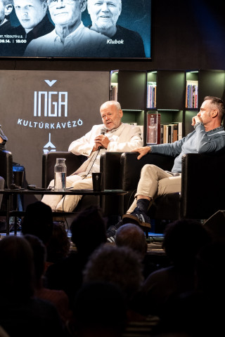 Kulturális Intézmények Rendszereken Át: Klubok