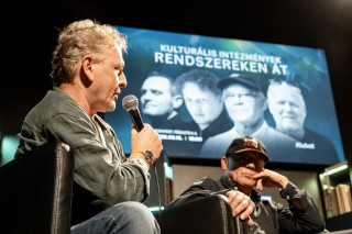 Kulturális Intézmények Rendszereken Át: Klubok
