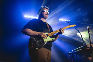 The Qualitons - Őszi nagykoncert, Eskimo Lunettes