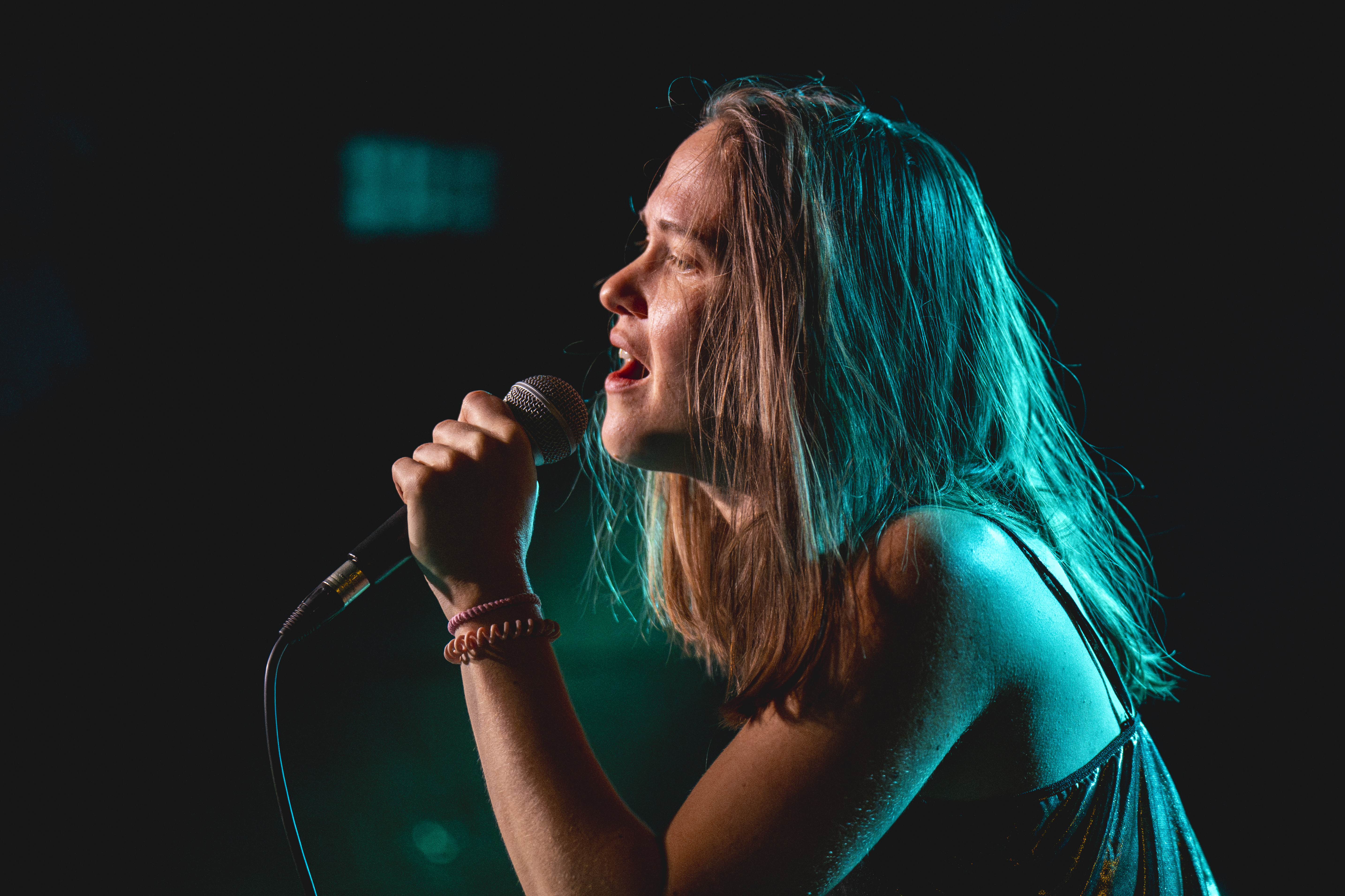 Lucy Kruger & The Lost Boys (ZA), Nanana