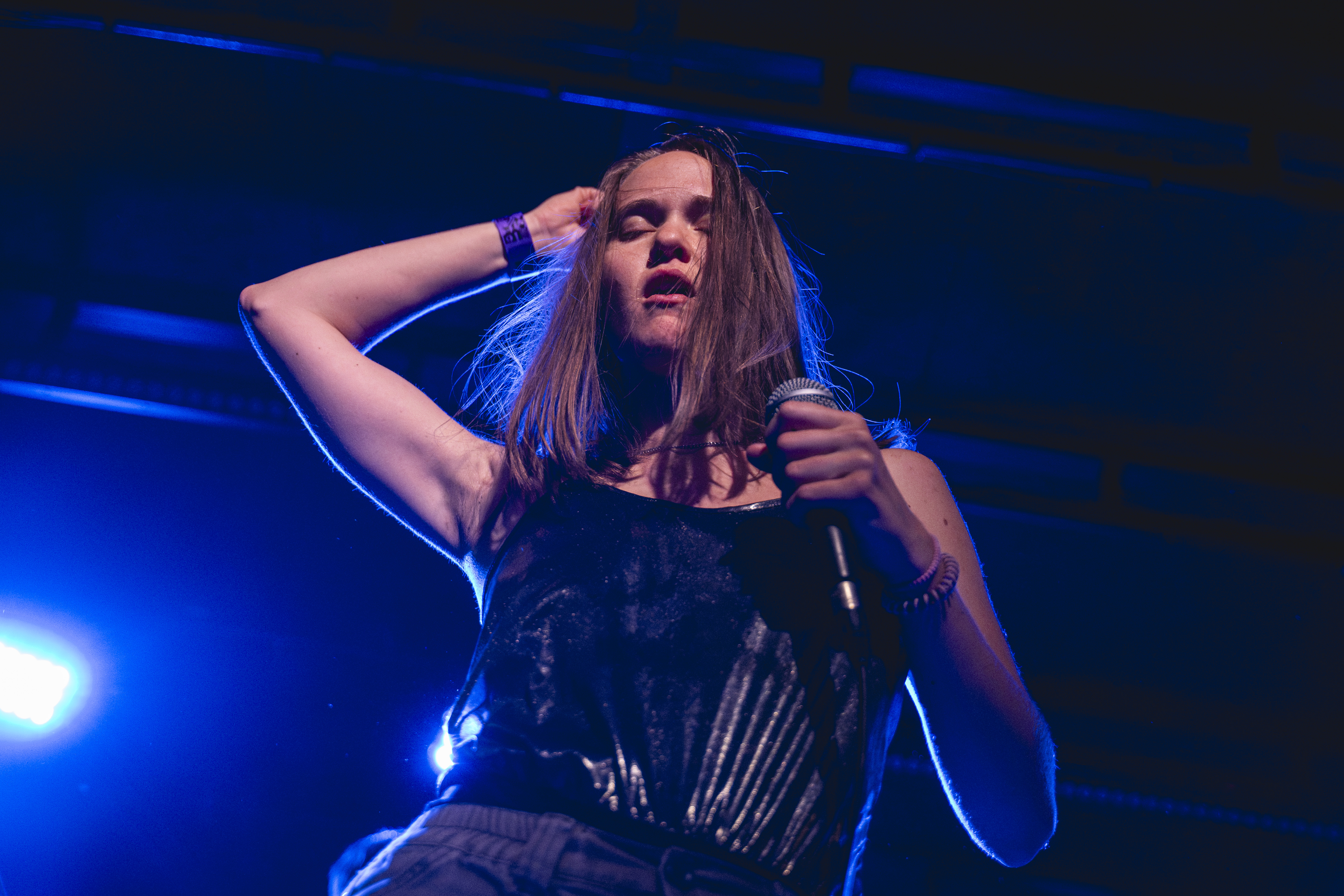 Lucy Kruger & The Lost Boys (ZA), Nanana