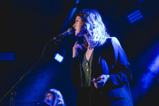 Lucy Kruger & The Lost Boys (ZA), Nanana