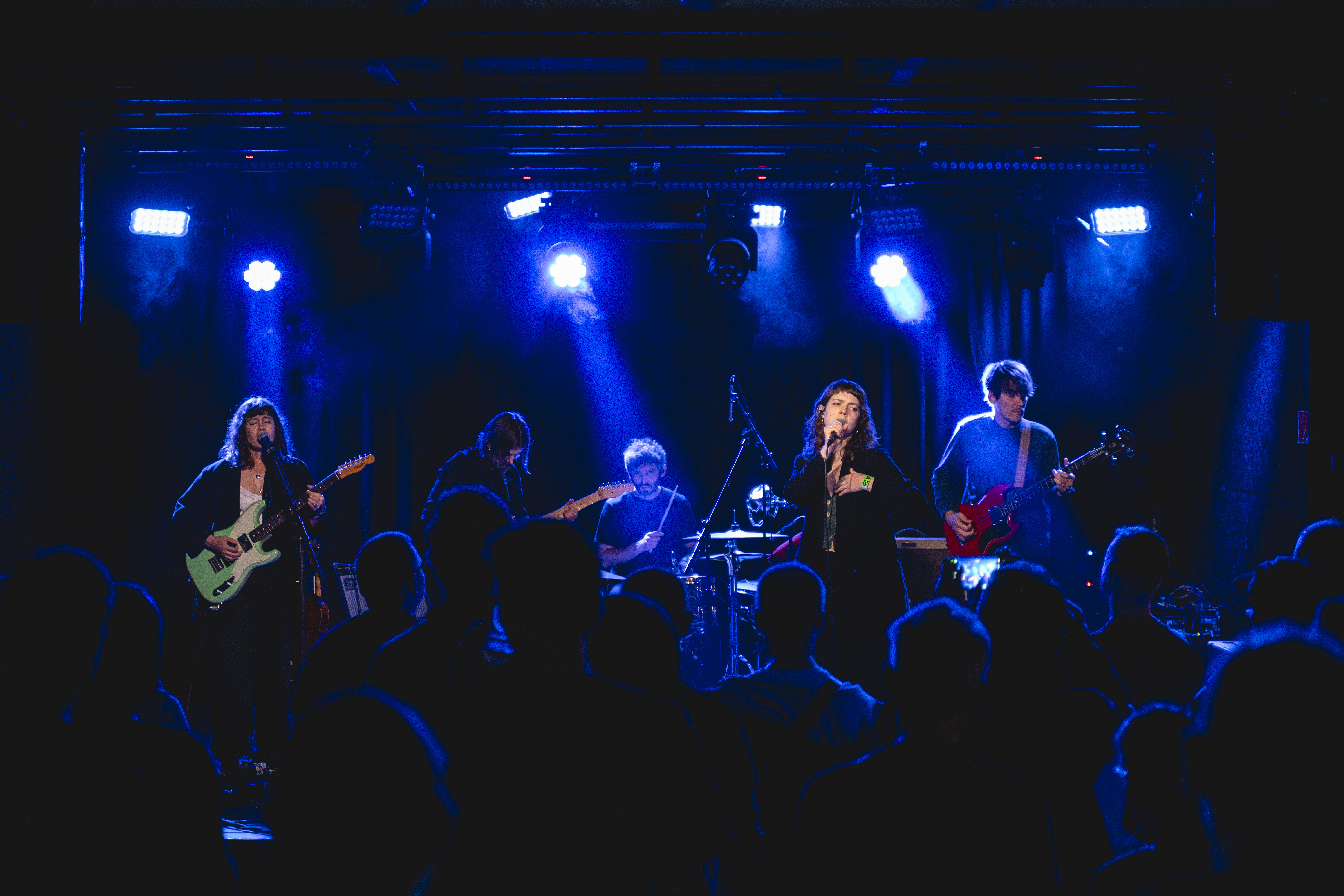 Lucy Kruger & The Lost Boys (ZA), Nanana