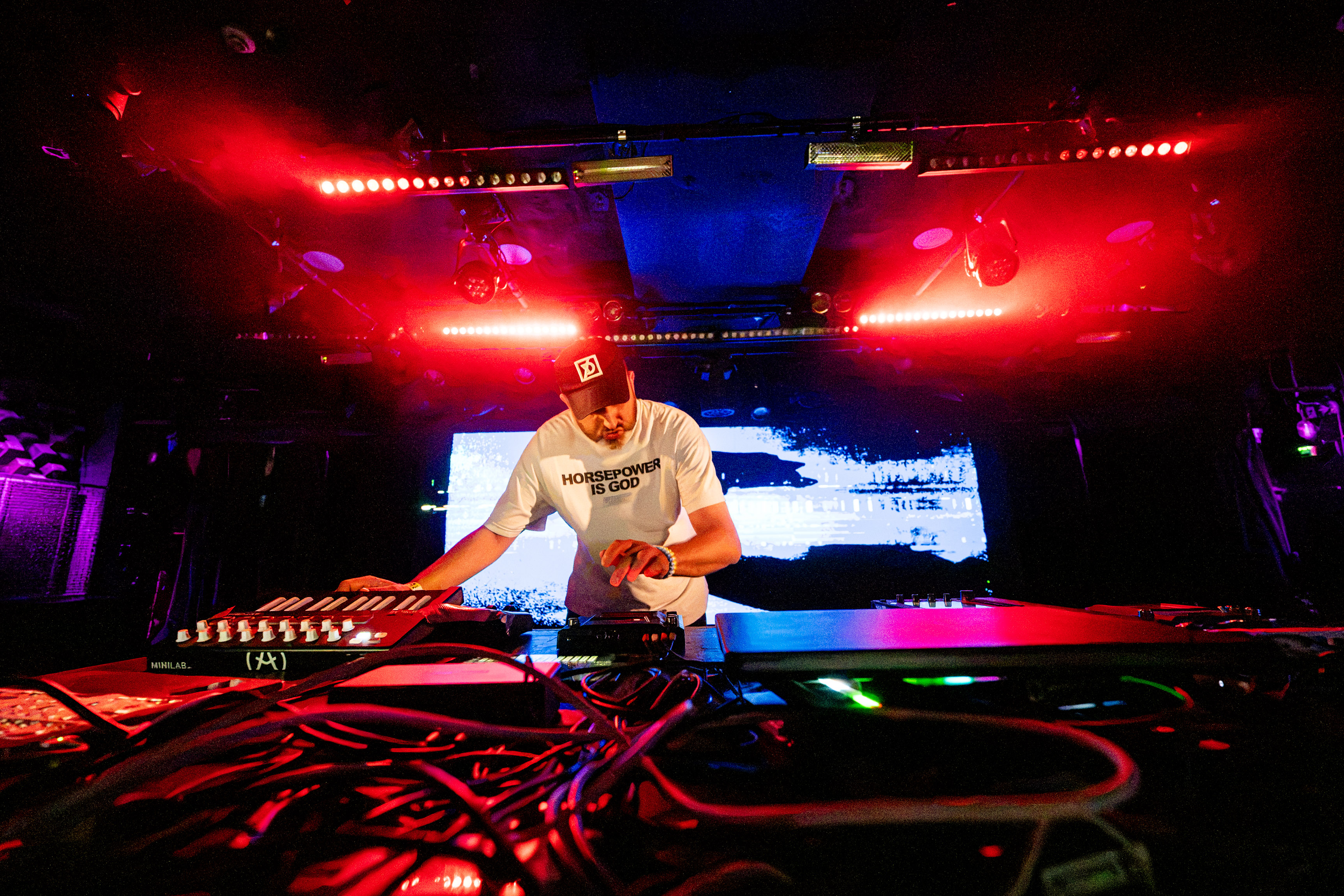 A Telekom Magenta Moments presents: Blockhead (US), Proleter (US), Arms and Sleepers (US)
