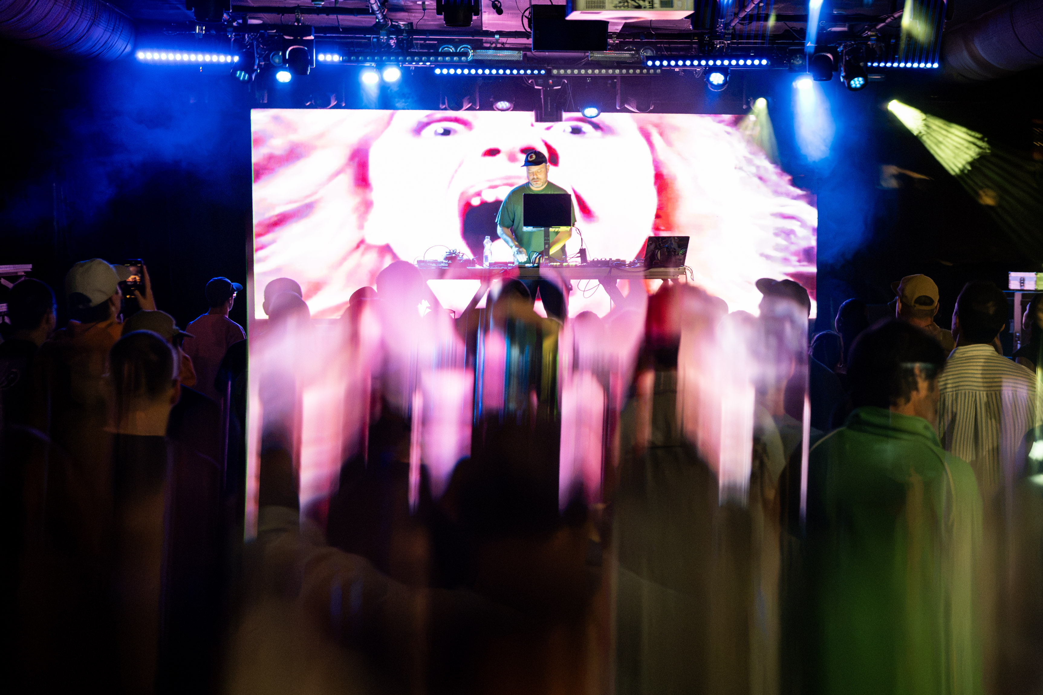 A Telekom Magenta Moments presents: Blockhead (US), Proleter (US), Arms and Sleepers (US)