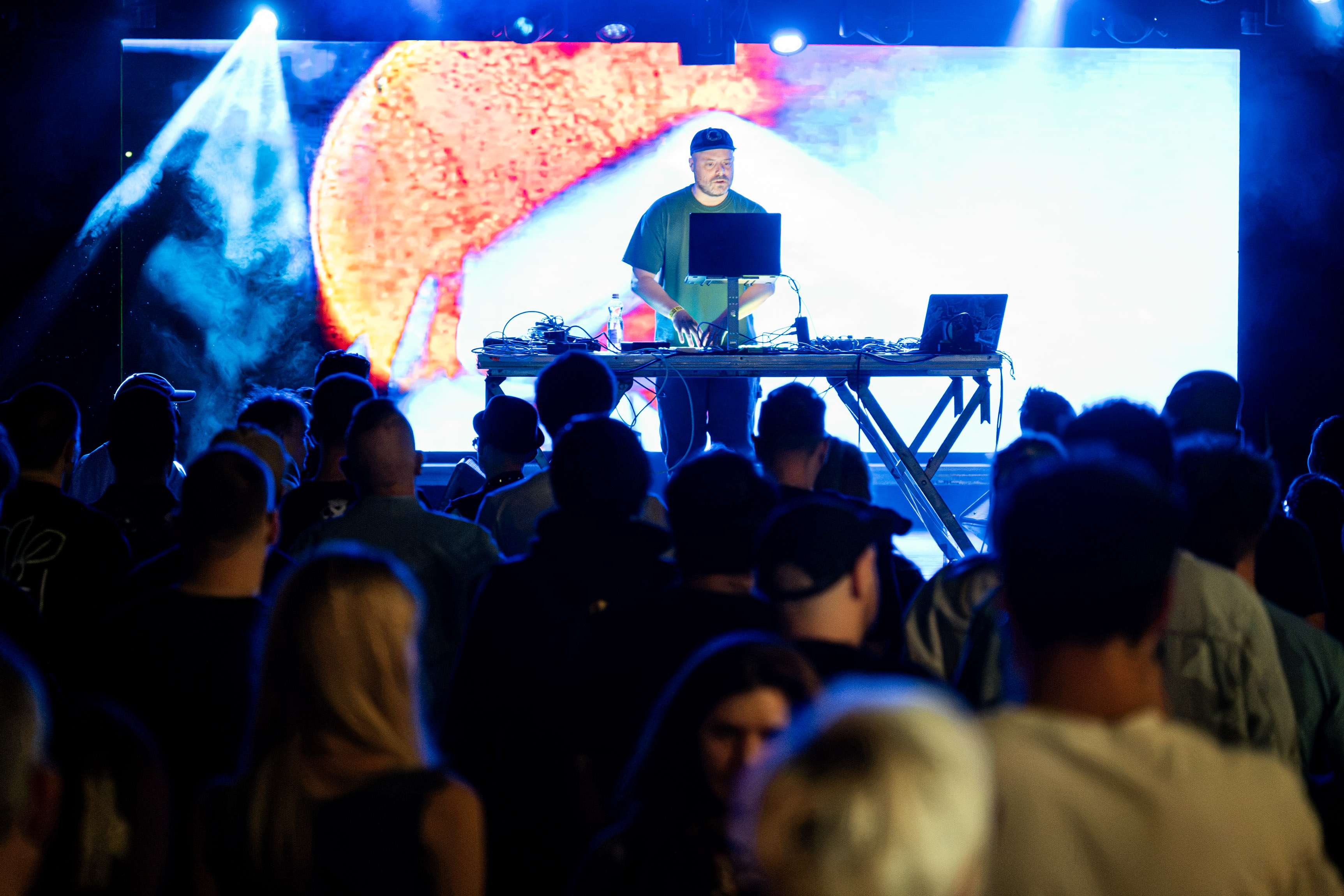 A Telekom Magenta Moments presents: Blockhead (US), Proleter (US), Arms and Sleepers (US)