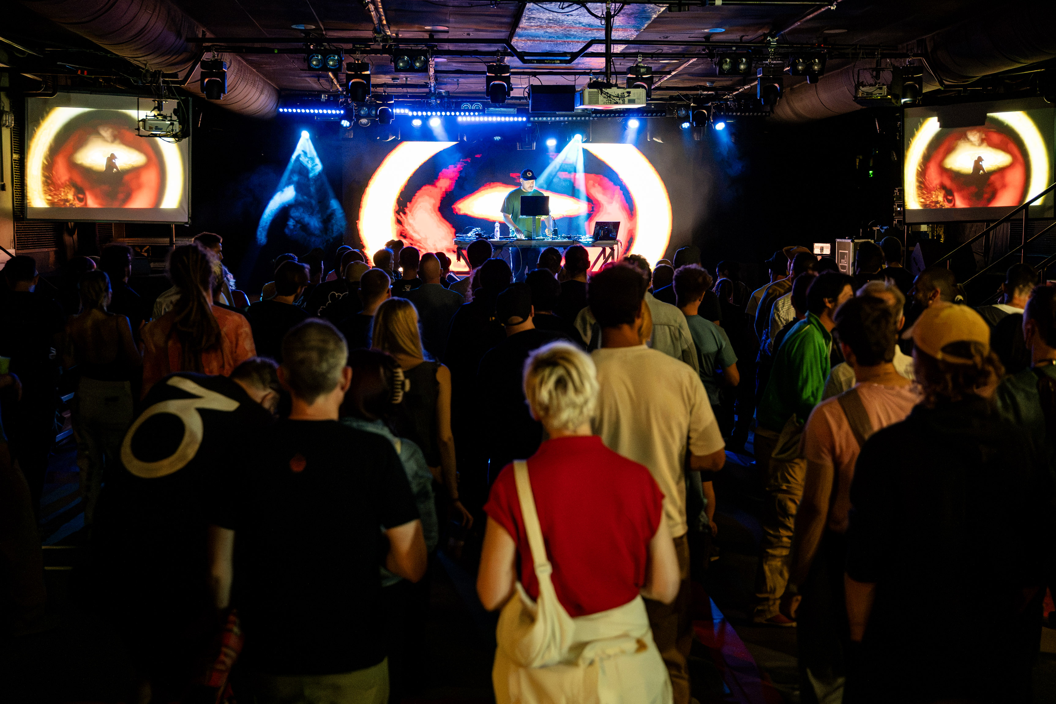 A Telekom Magenta Moments presents: Blockhead (US), Proleter (US), Arms and Sleepers (US)