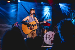 Fink (Live Band, UK), Angela Autumn (US)