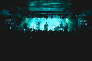 Fink (Live Band, UK), Angela Autumn (US)